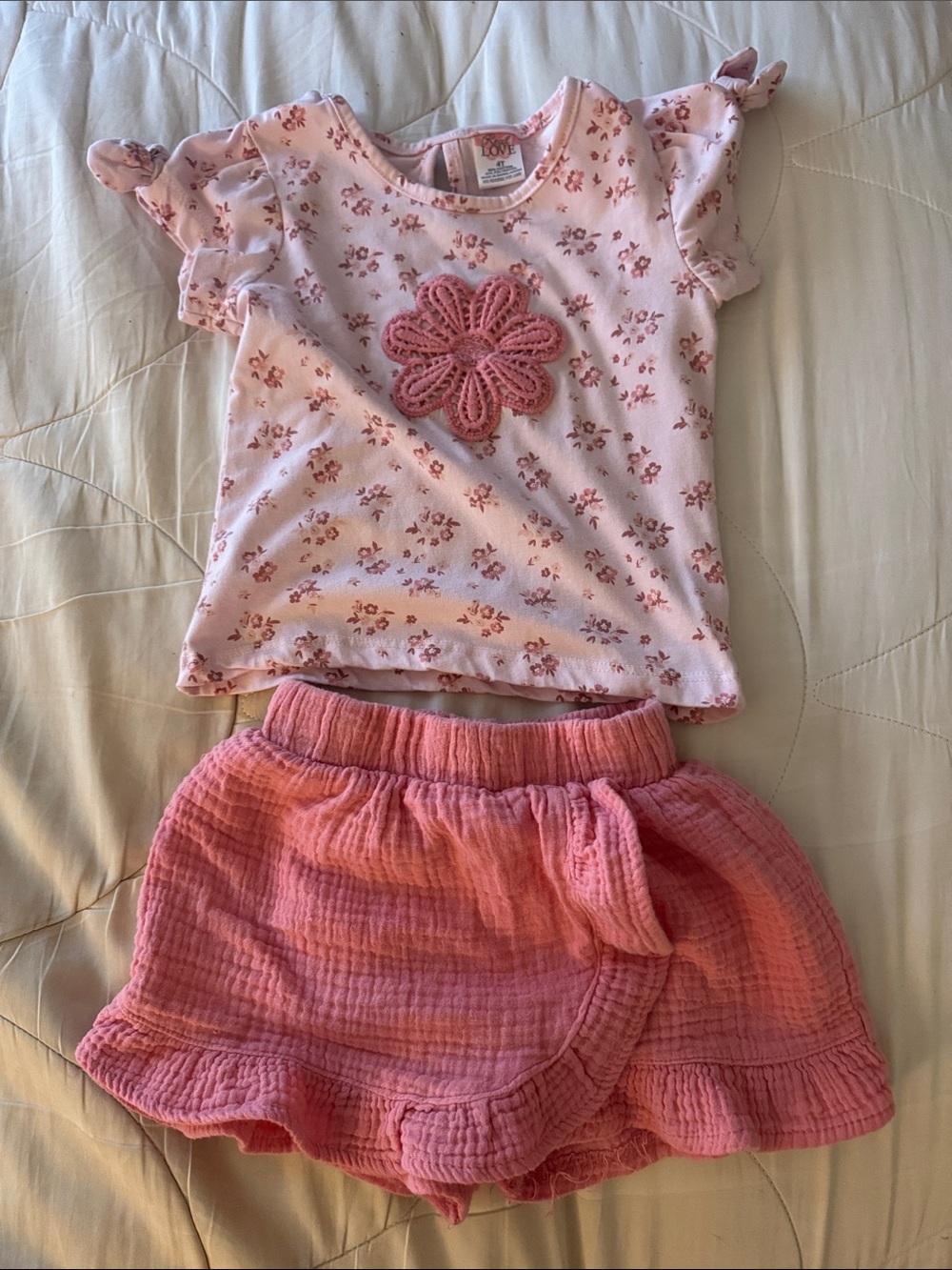 Pink Floral Two-Piece Toddler Set with Crochet Flower